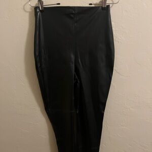 Black High-Waisted Pants Missguided